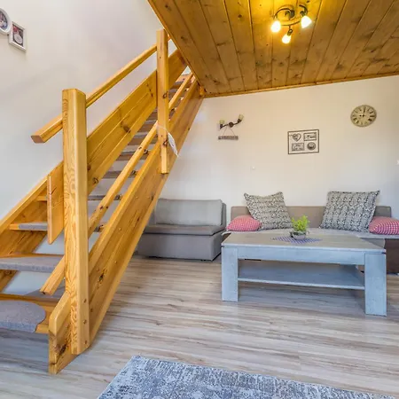 Privat Gazda Apartment Zdiar