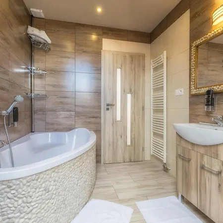 Appartamento Privat Gazda